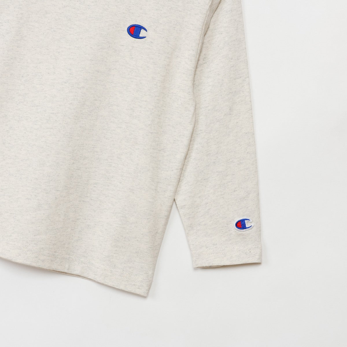 26fw チャンピオン CHAMPION CK-E401 LONG SLEEVE T-SHIRT キッズ 長袖Tシャツ ロンT 綿100% 子供服 刺繍ロゴ