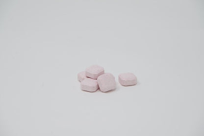 25ssピンクイオンPINKIONPK130PINKIONブロック50ボトルタイプタブレットタイプブロックミネラル水なしサプリメントテニススポーツゴルフ登山サーフィンランニング部活動熱中症対策ぬちまーす室内屋外現場作業工事現場野外活動運動中試合中集中