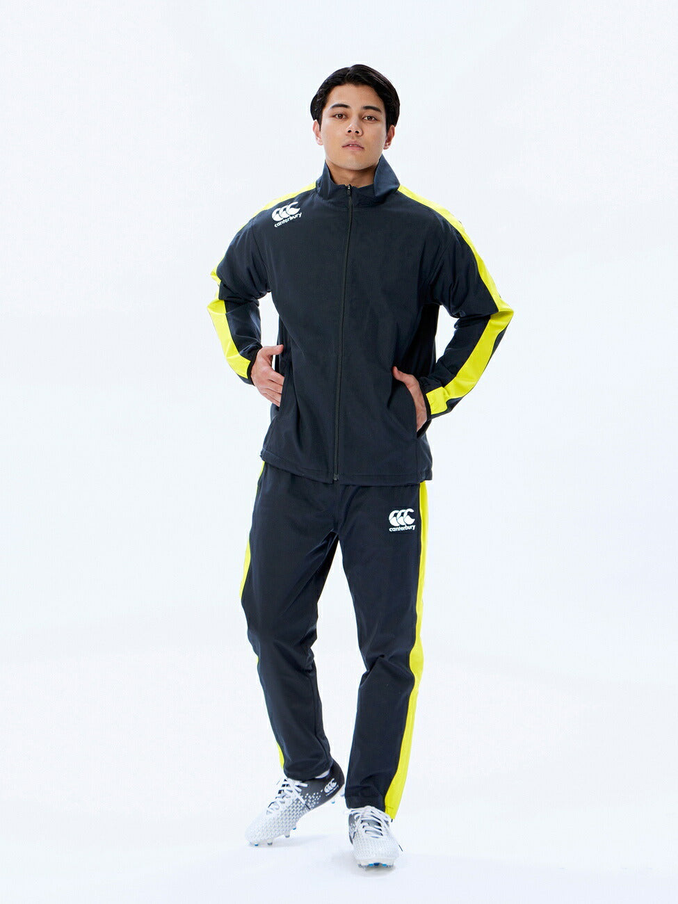 カンタベリーCANTERBURYRG73704BWINDJACKETブラック(19)ウィンドブレーカートレーニングストレッチウィンドジャケットピステ耐久撥水撥水防寒保温伸縮練習着防寒防風部活クラブ練習試合冬雨対策ジッパーチャック