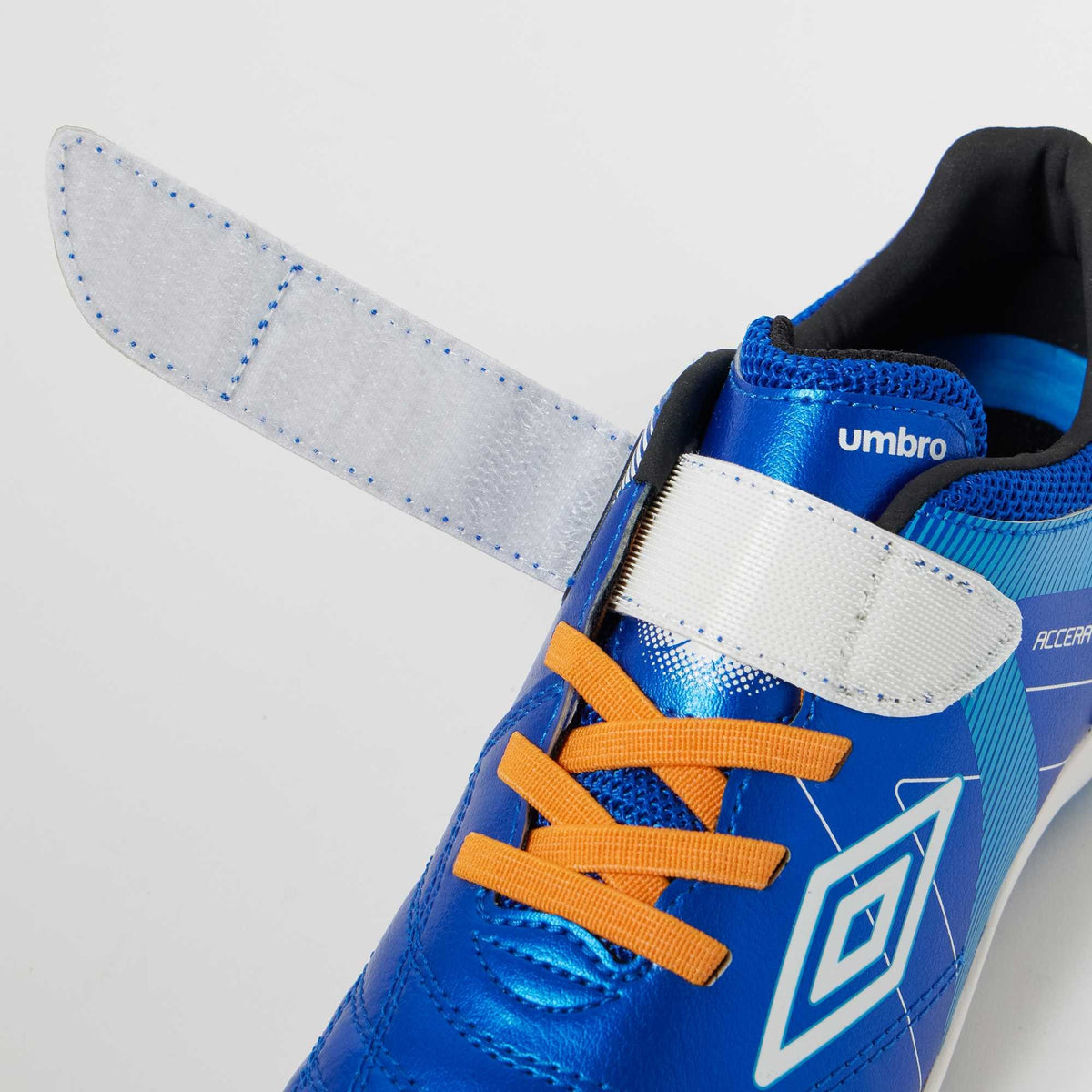 26fw アンブロ UMBRO UF5FCST4J アクセレイター SB JR WIDE +GAINA ジュニア トレーニングシューズ ブルー